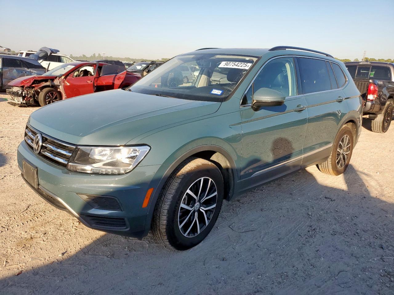 VOLKSWAGEN TIGUAN SE