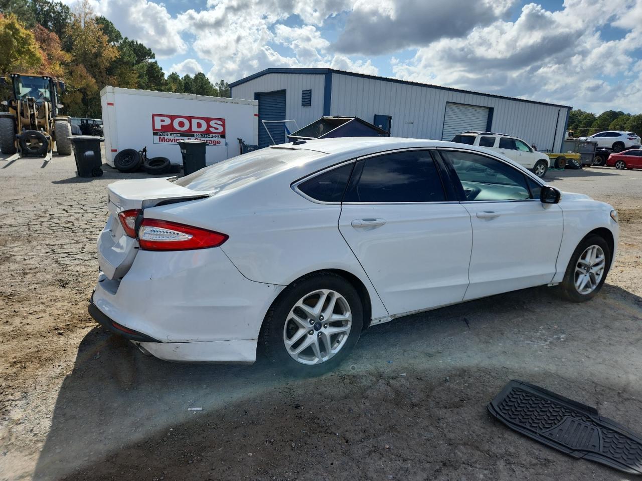 FORD FUSION SE
