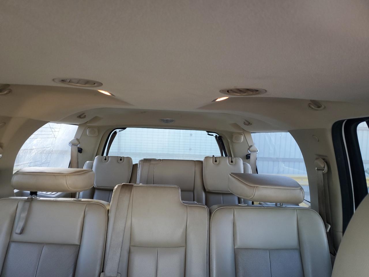 FORD EXPEDITION EL XLT