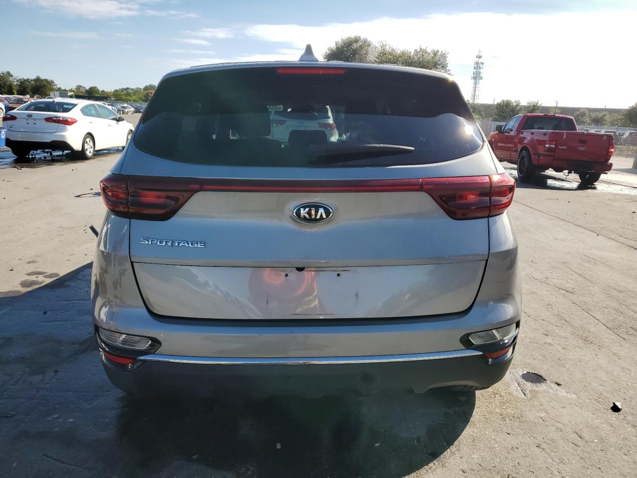 KIA SPORTAGE LX