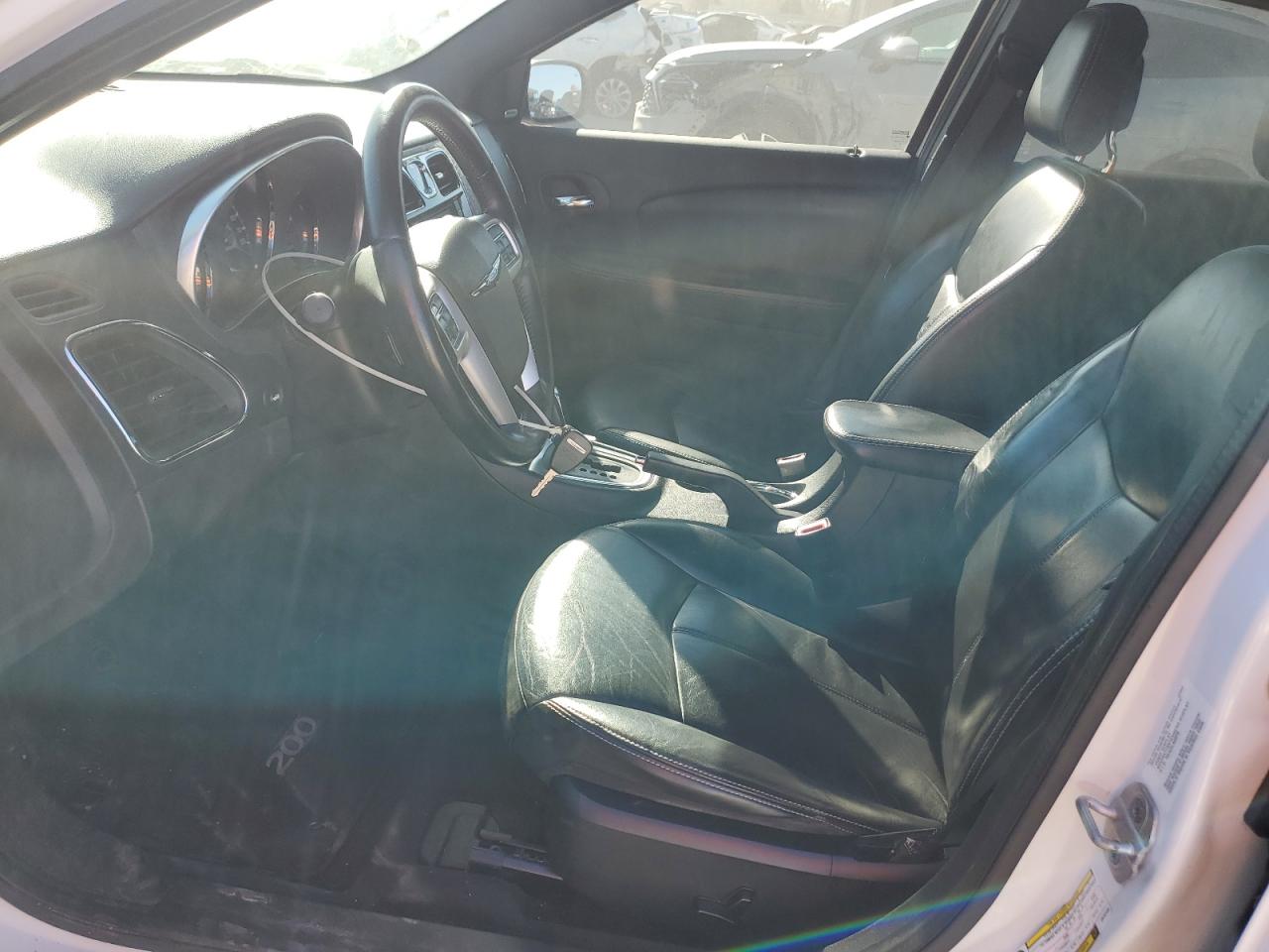 CHRYSLER 200 LIMITED