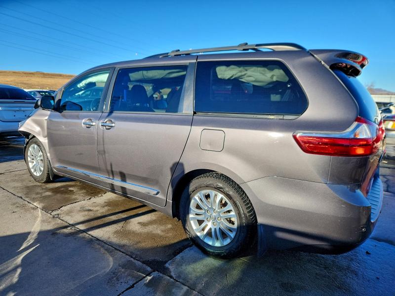 2015 TOYOTA SIENNA XLE #3304309998