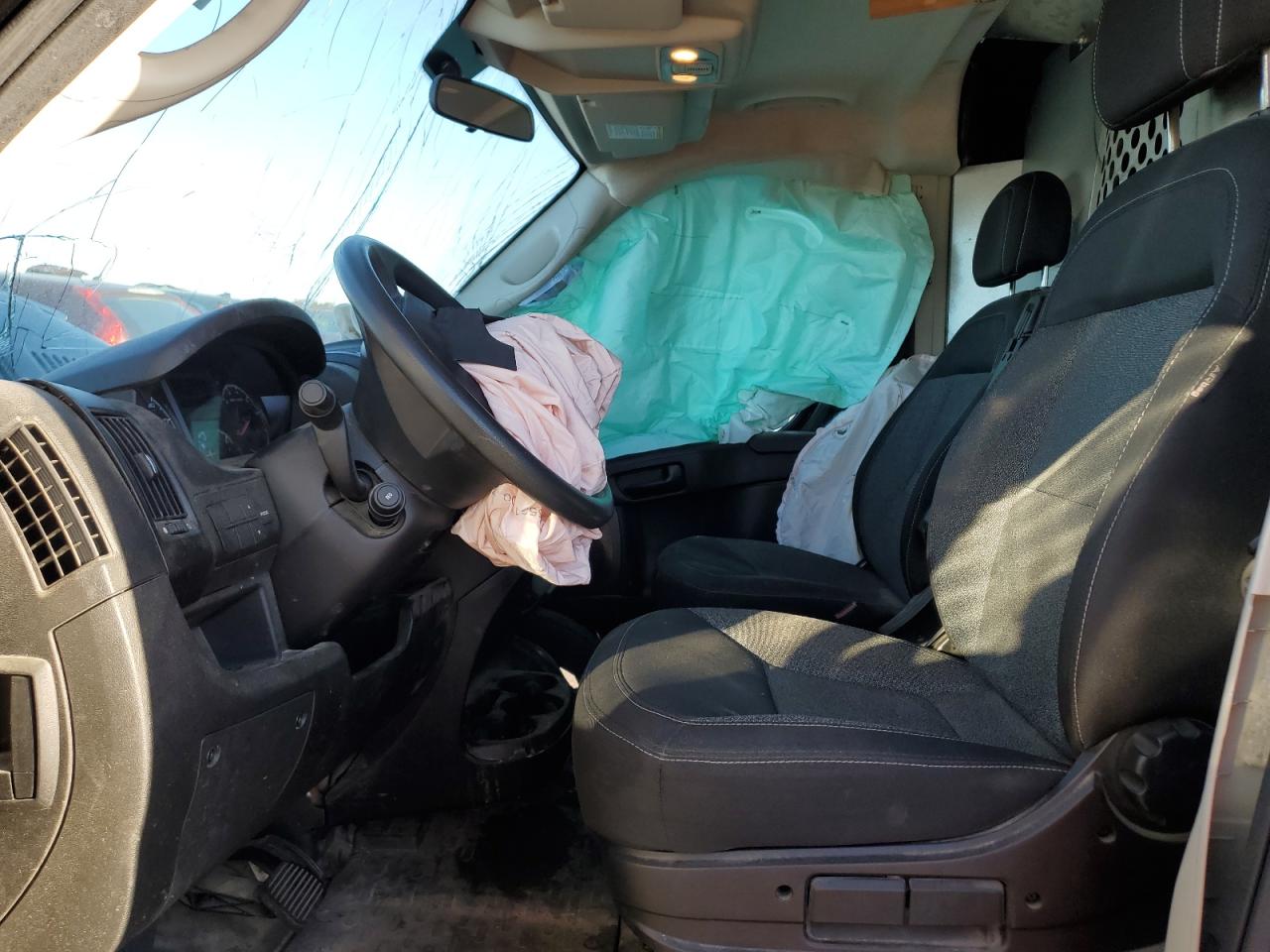 RAM PROMASTER 2500 HIGH