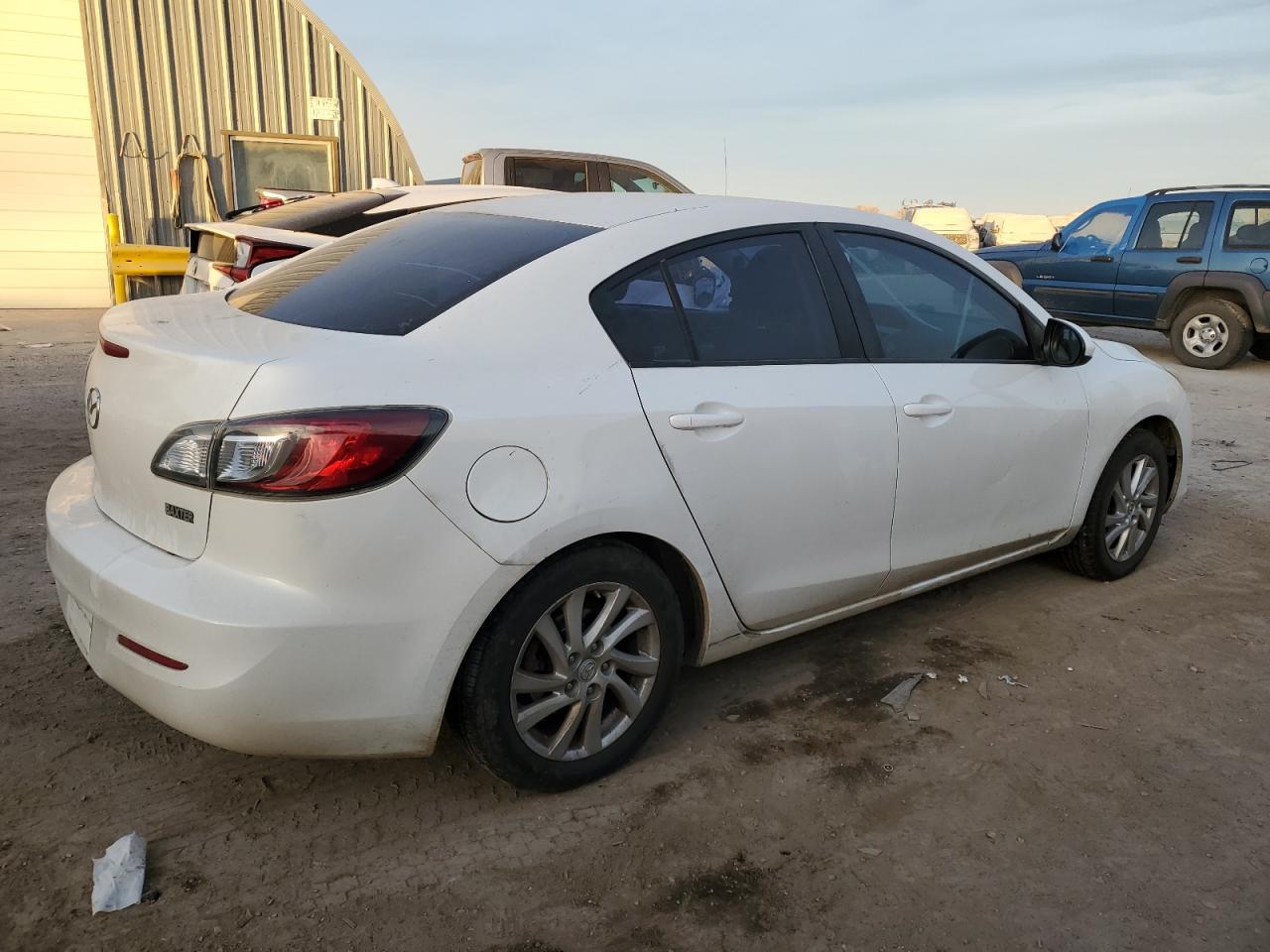 MAZDA 3 I