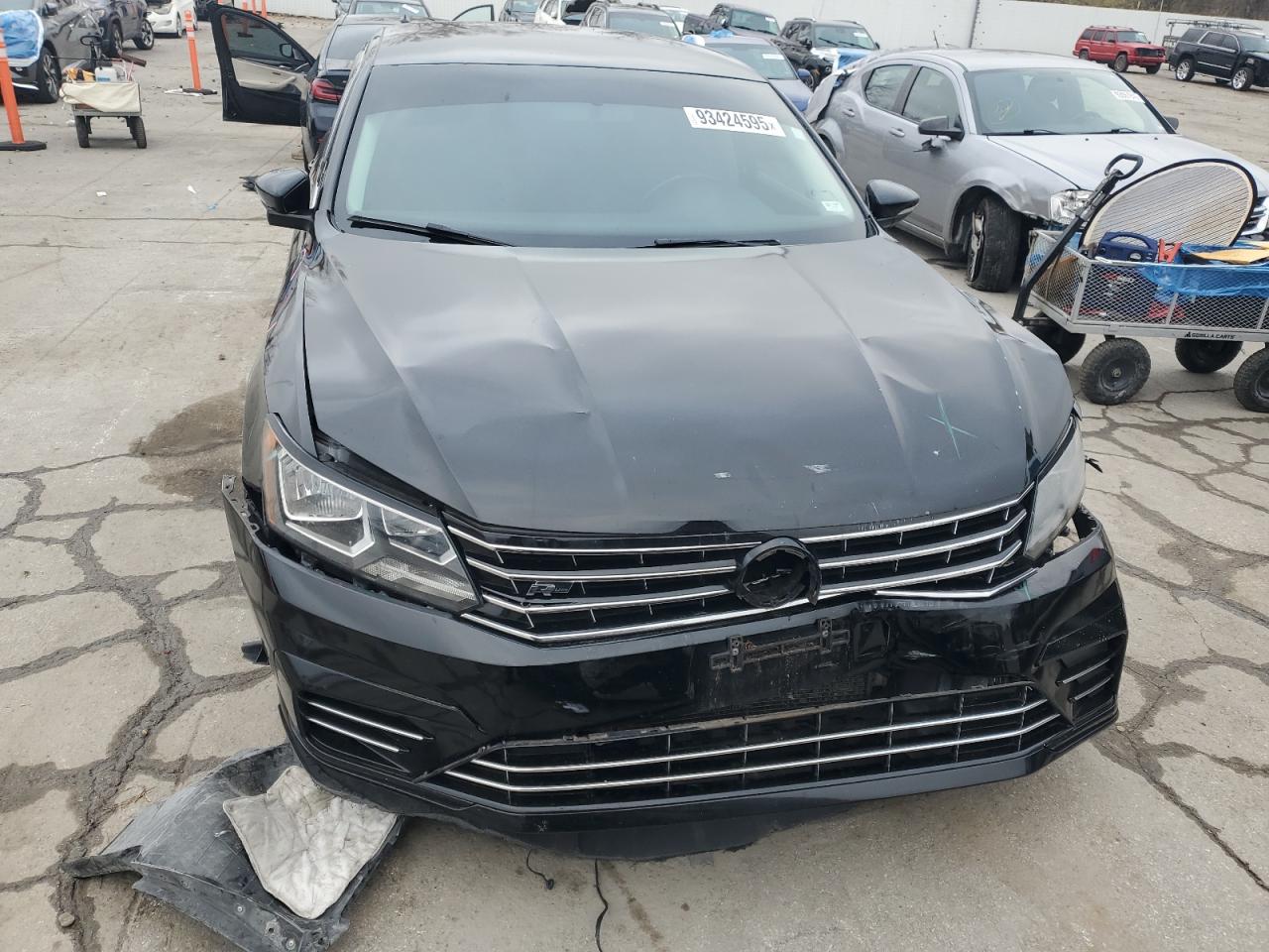 VOLKSWAGEN PASSAT S