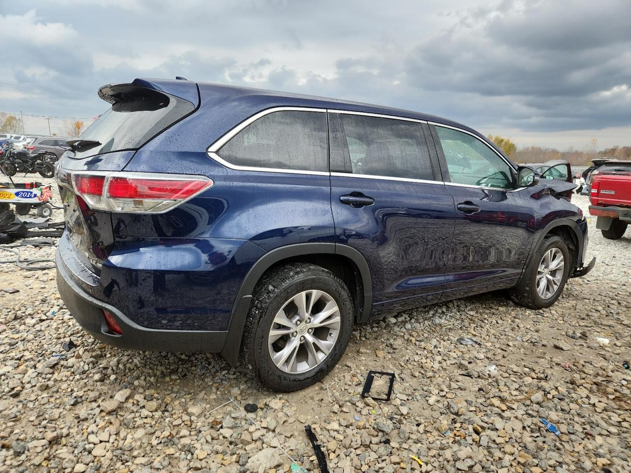 TOYOTA HIGHLANDER LE