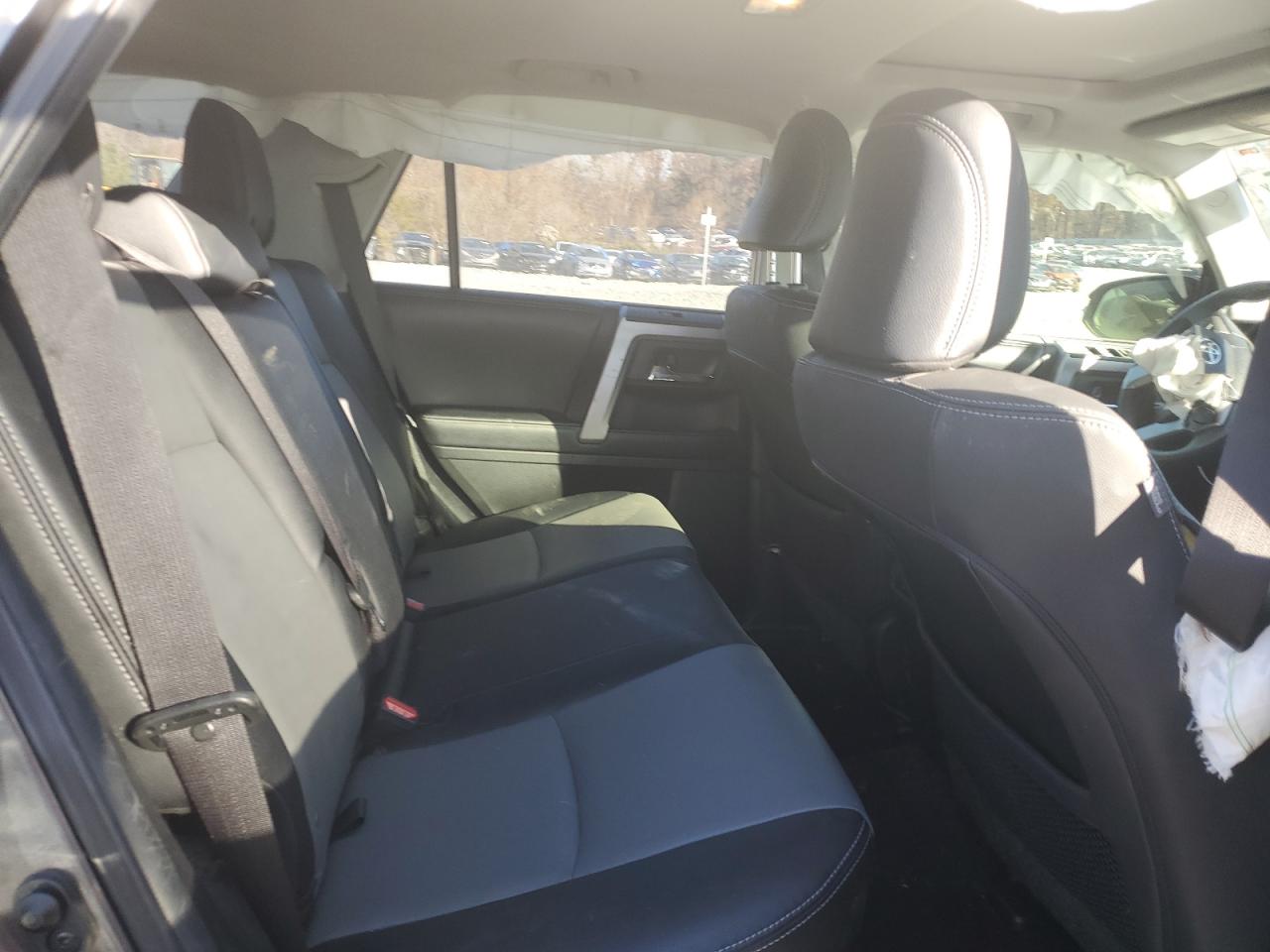 TOYOTA 4RUNNER SR5/SR5 PREMIUM