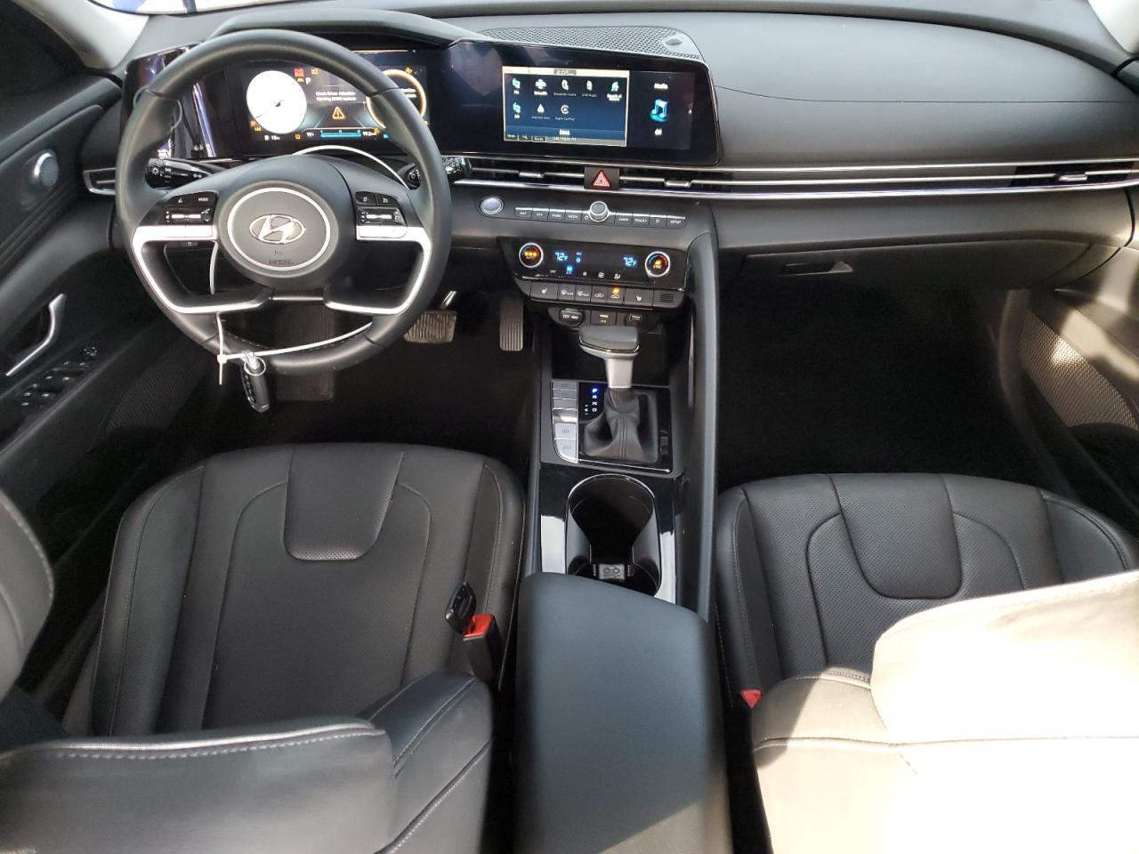 HYUNDAI ELANTRA LIMITED