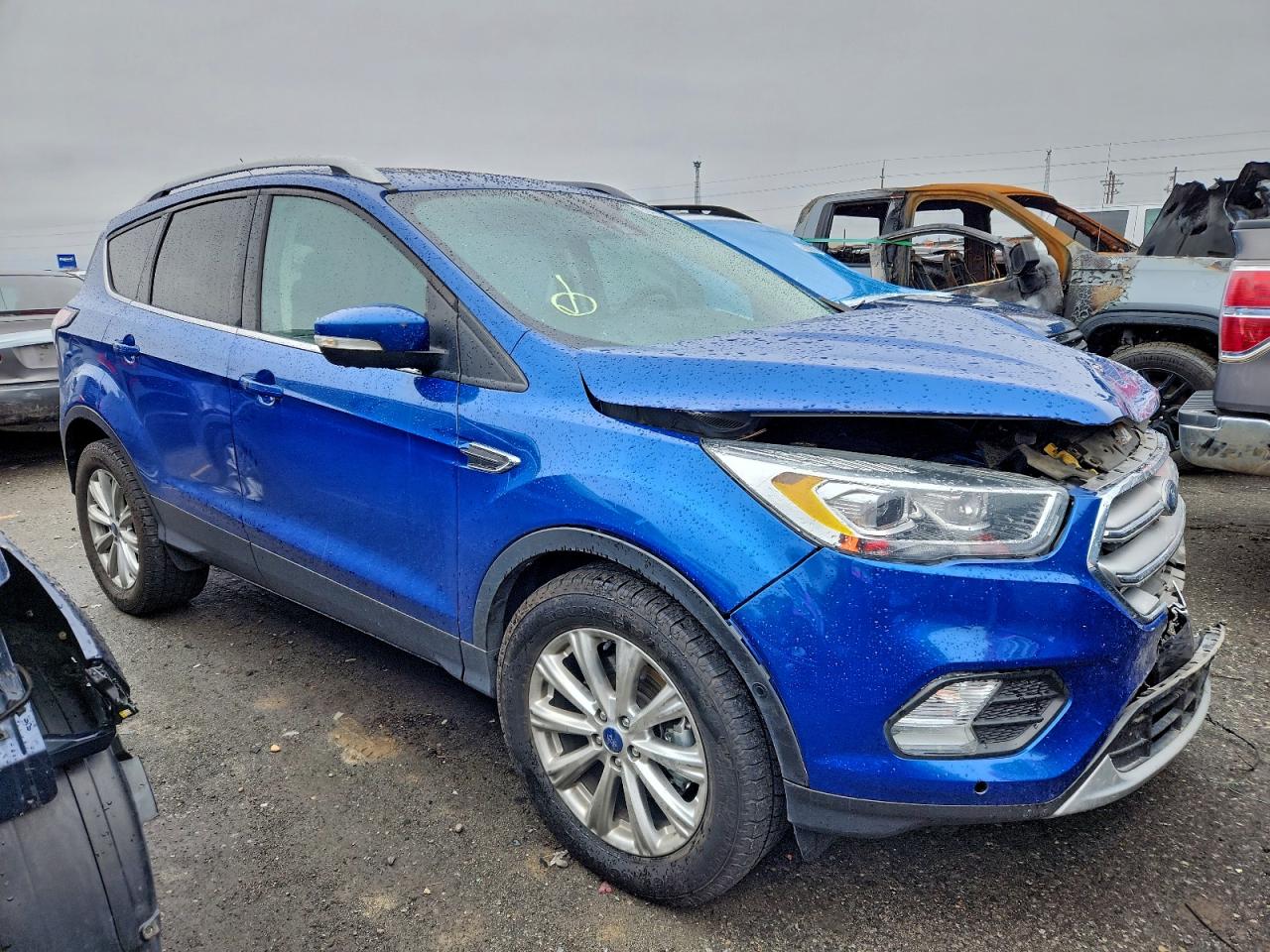 FORD ESCAPE TITANIUM