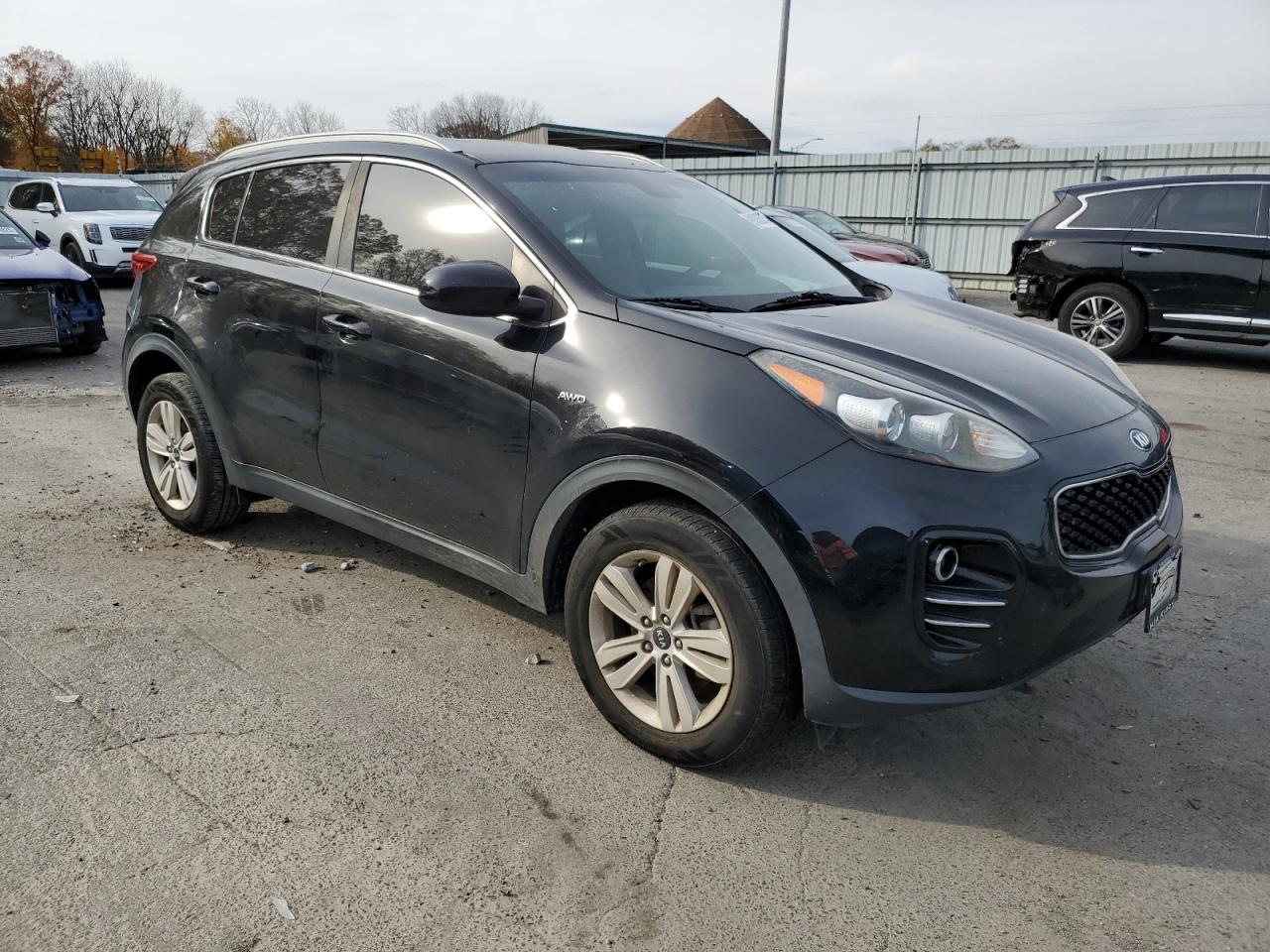 KIA SPORTAGE LX