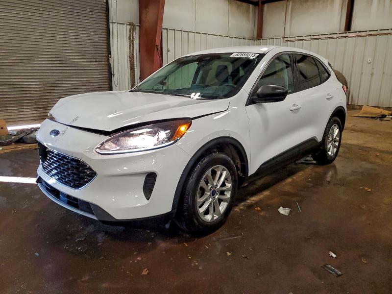 Global Auto Auctions: 2022 FORD ESCAPE SE