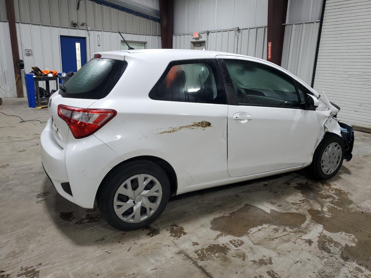 TOYOTA YARIS L