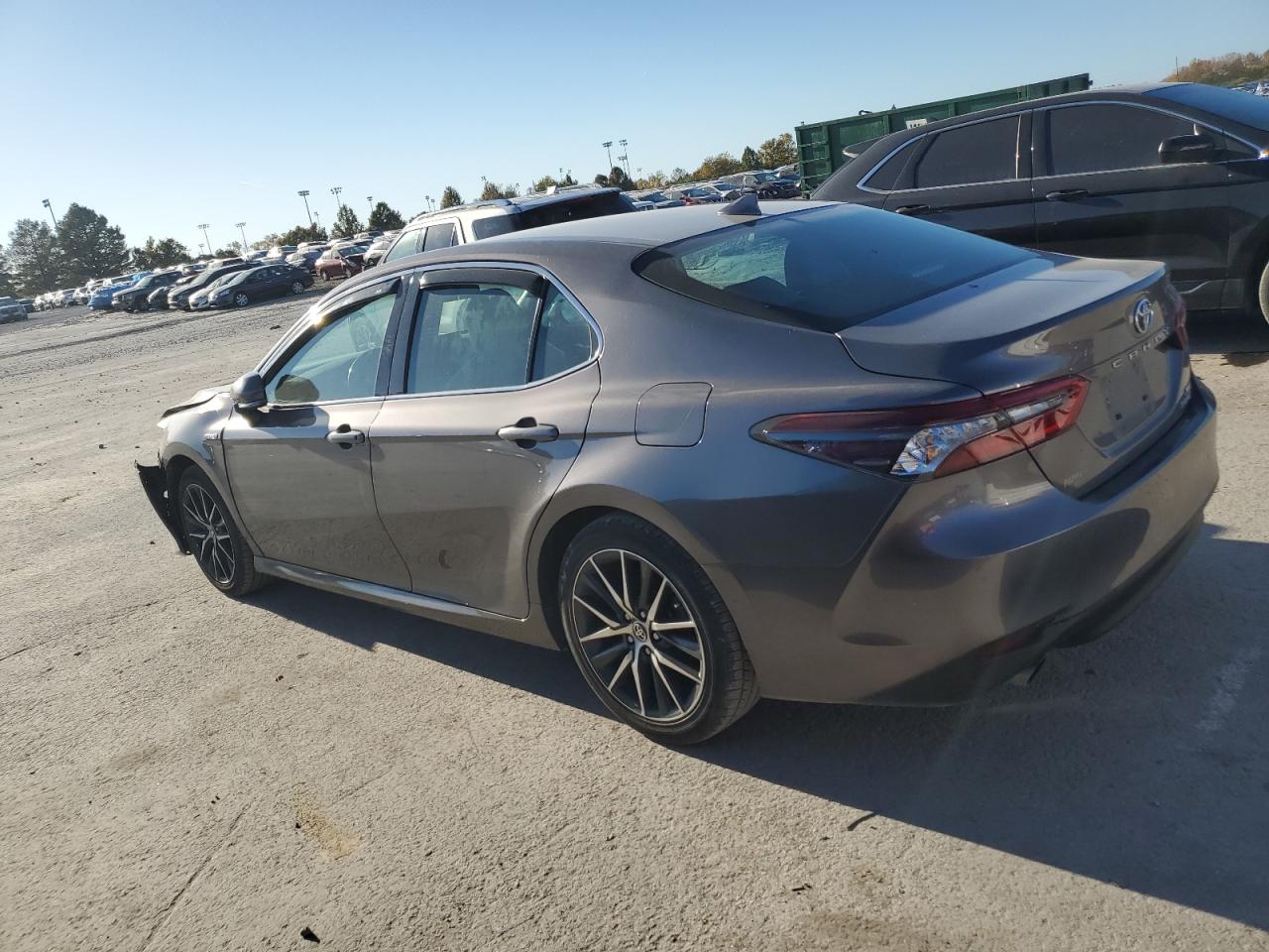 TOYOTA CAMRY XLE