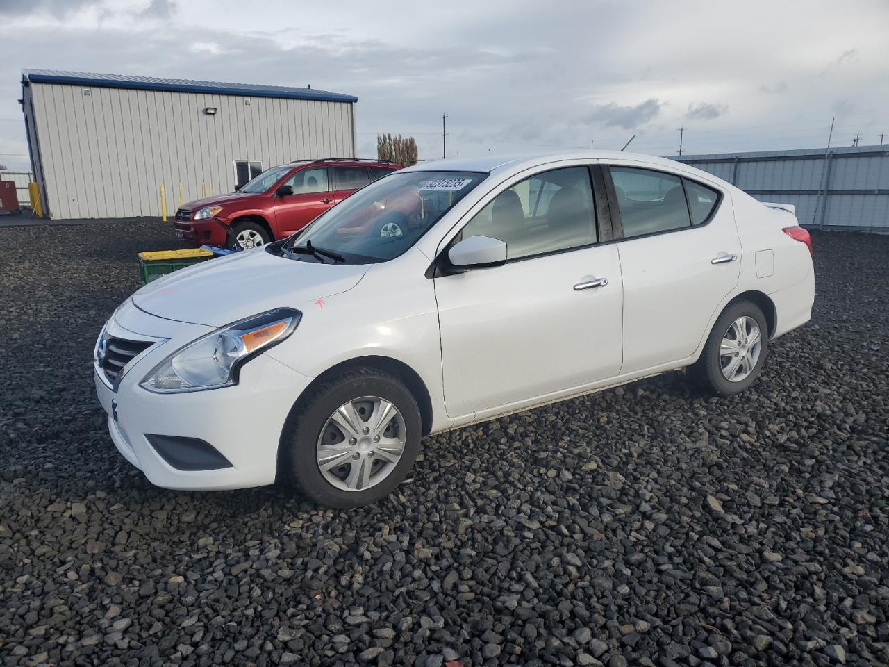 NISSAN VERSA S