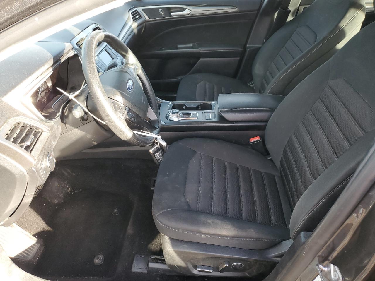 FORD FUSION SE HYBRID