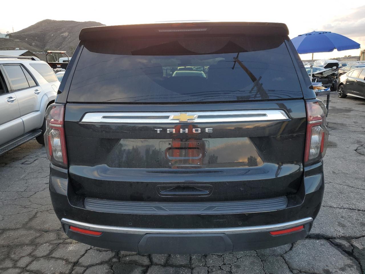 CHEVROLET TAHOE K1500 LS