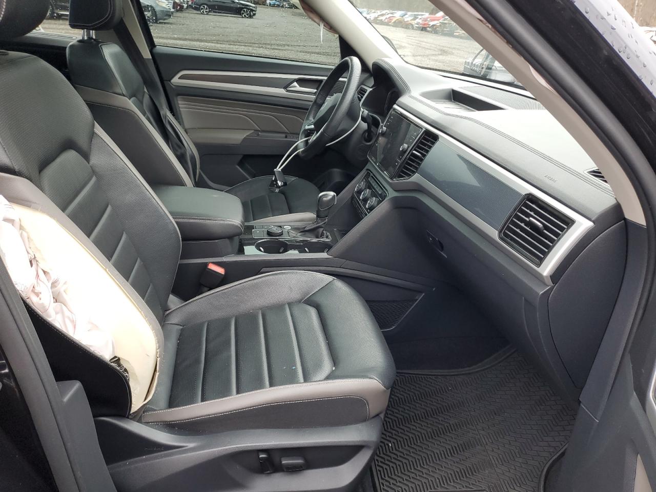 VOLKSWAGEN ATLAS SEL R-LINE