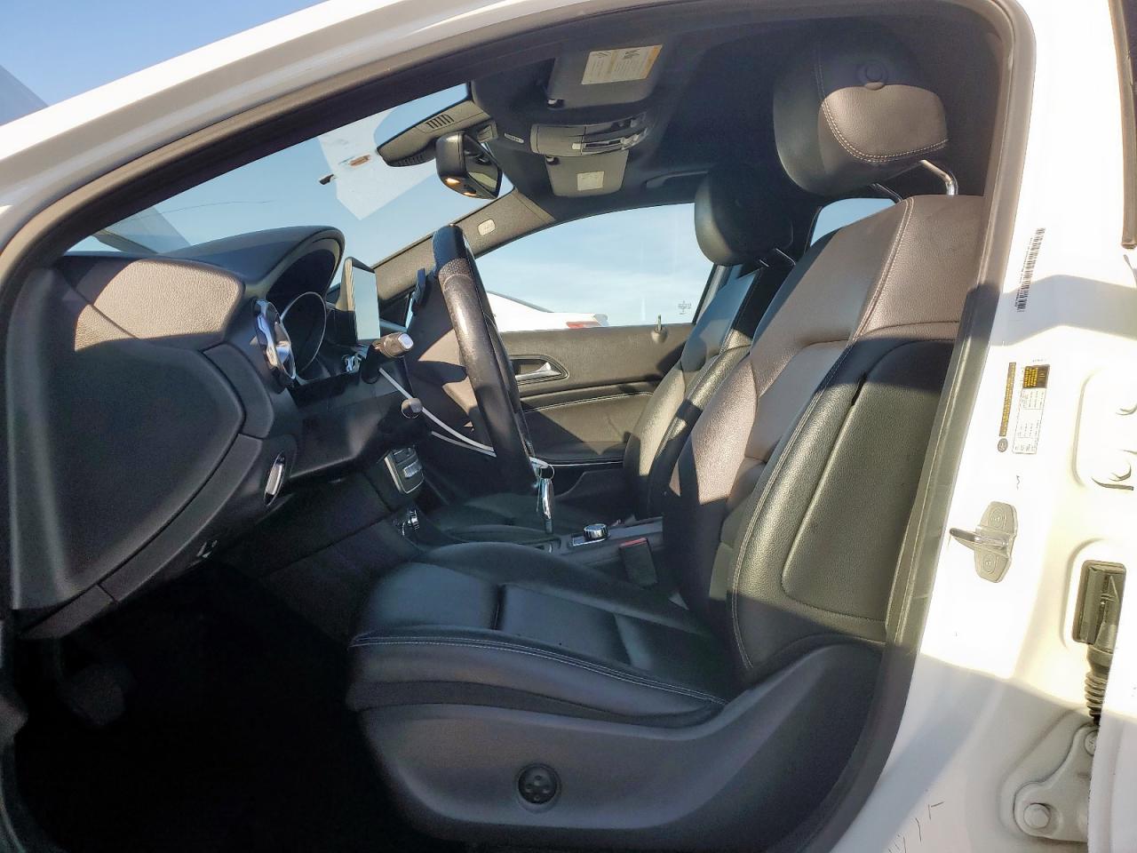 MERCEDES-BENZ GLA-CLASS 250