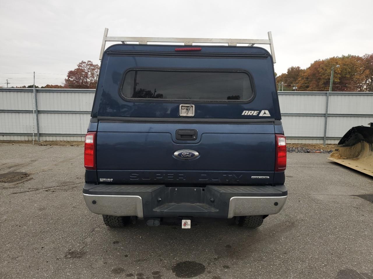 FORD F-350 SUPER DUTY