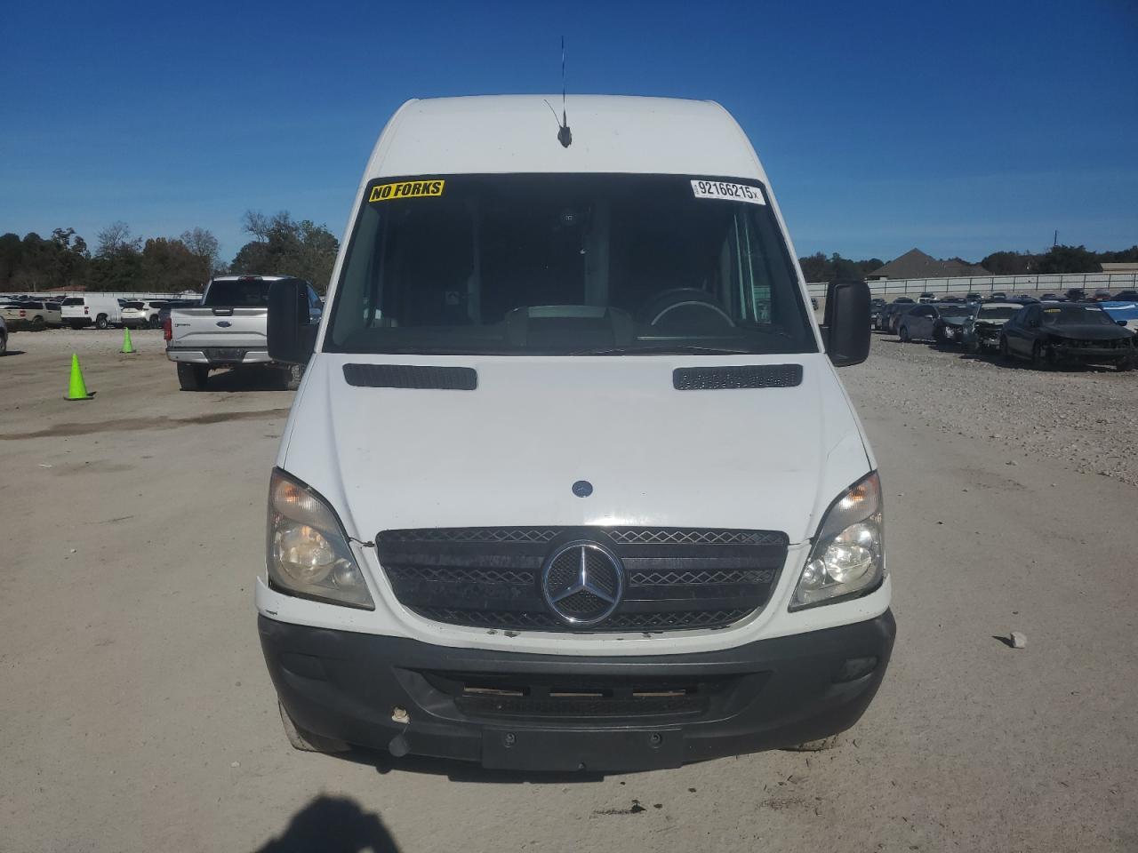 MERCEDES-BENZ SPRINTER 2500