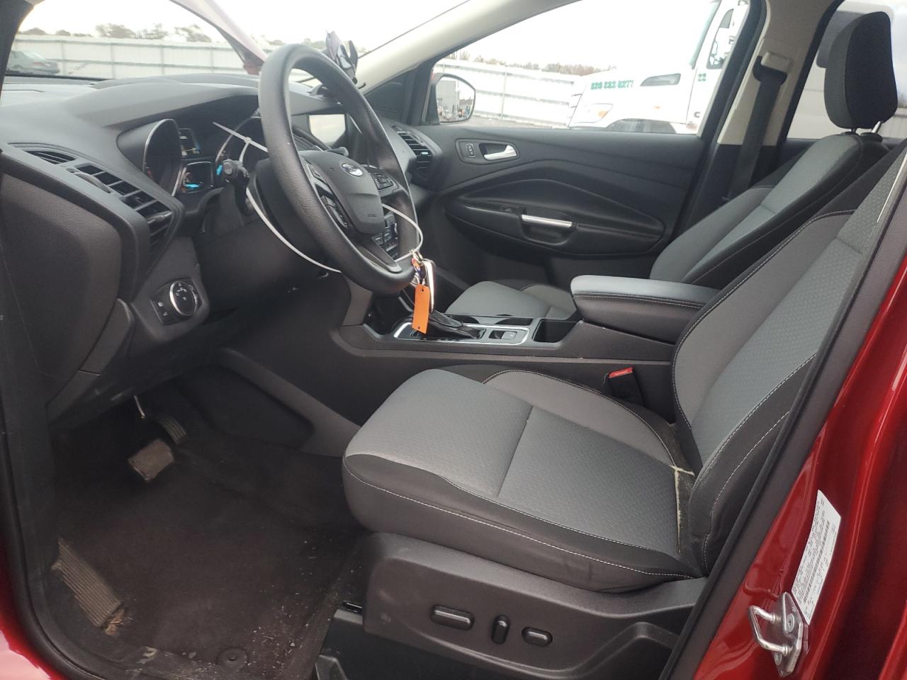FORD ESCAPE SE