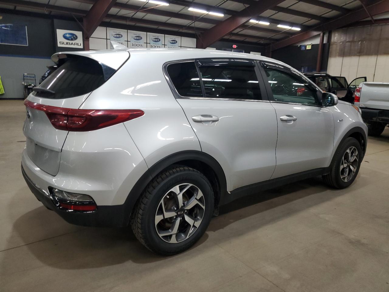 KIA SPORTAGE LX
