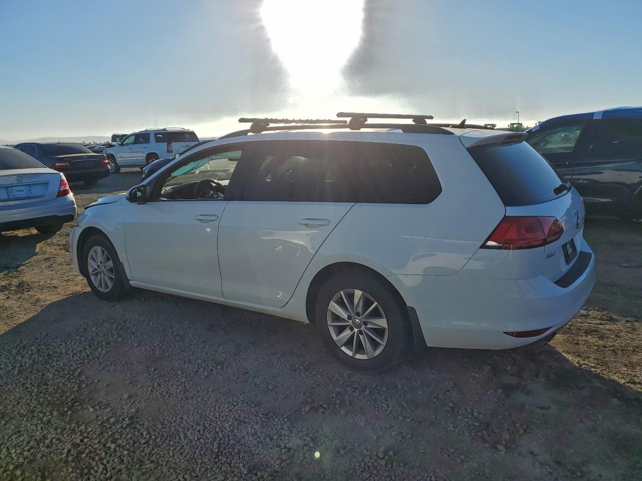 VOLKSWAGEN GOLF SPORTSVAN S