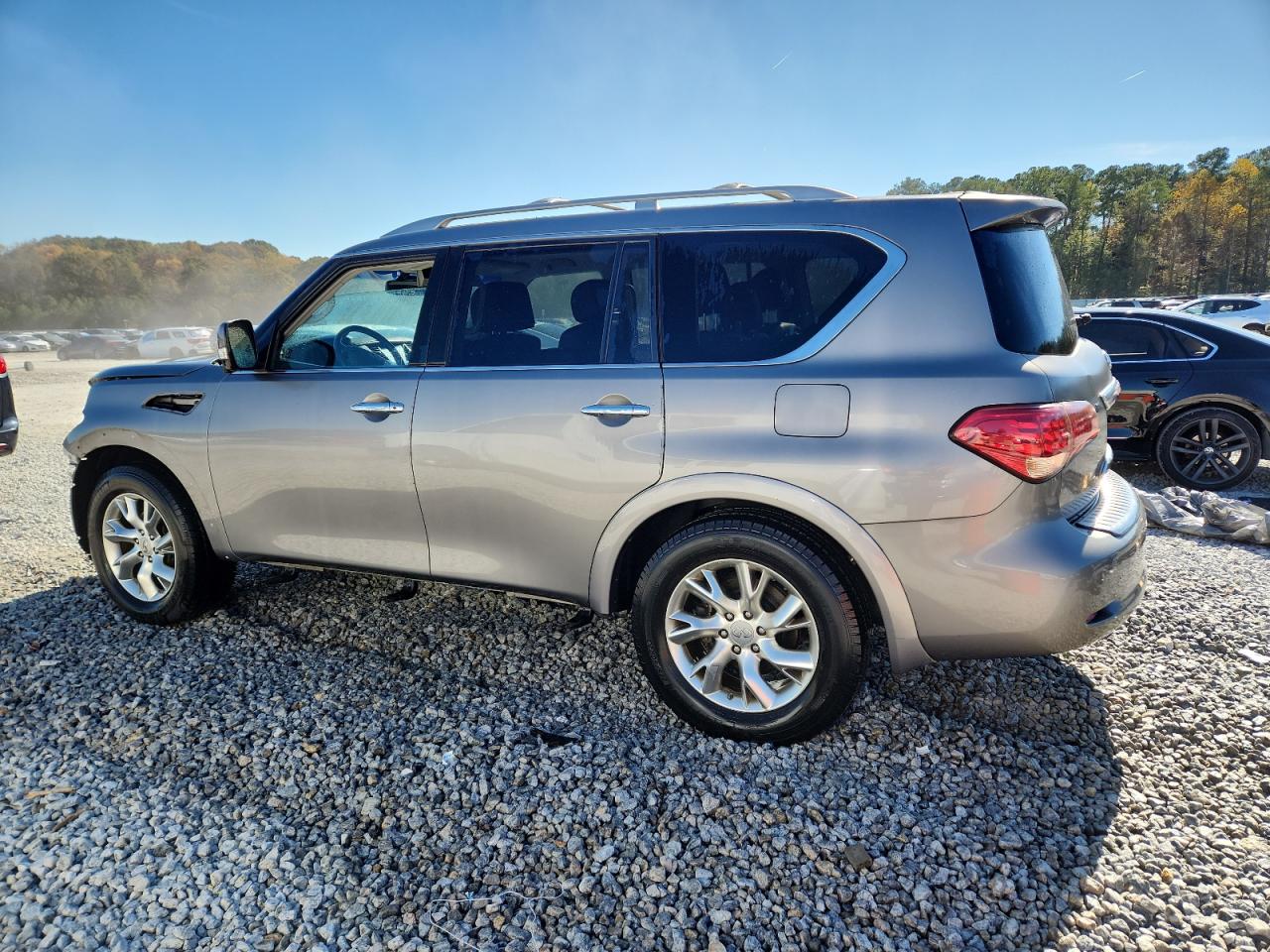 INFINITI QX56
