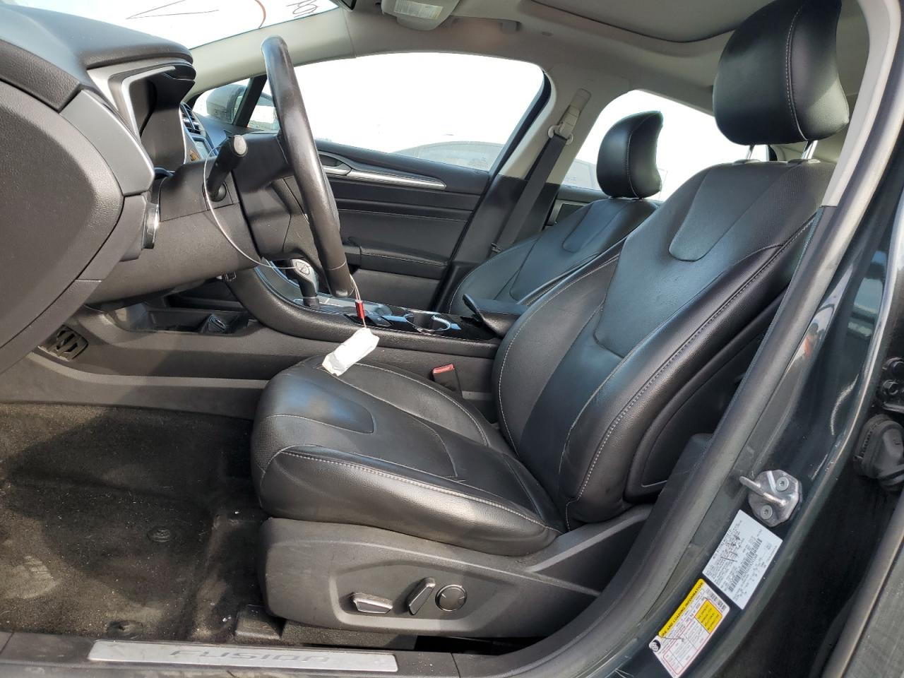 FORD FUSION TITANIUM PHEV