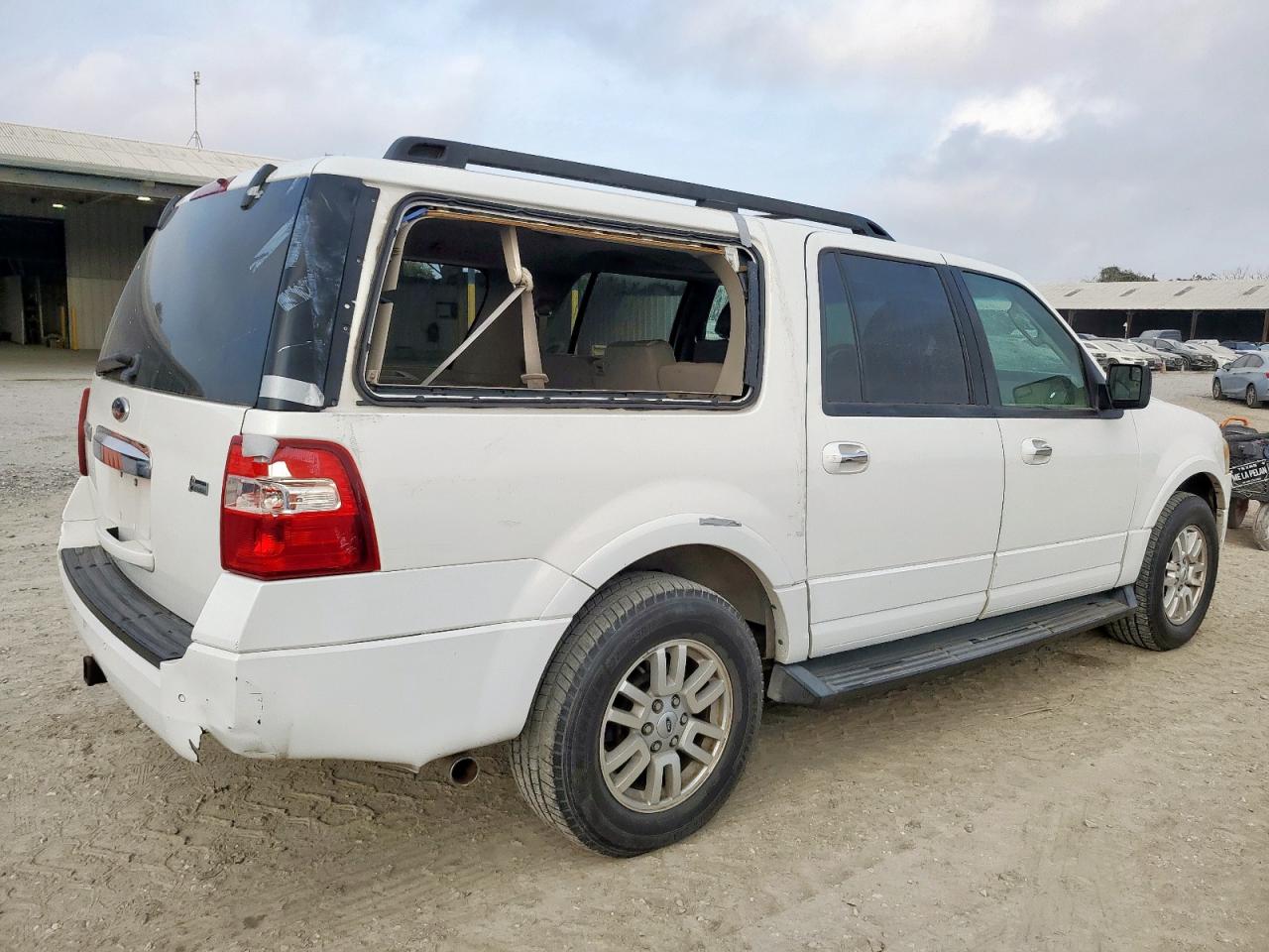 FORD EXPEDITION EL XLT