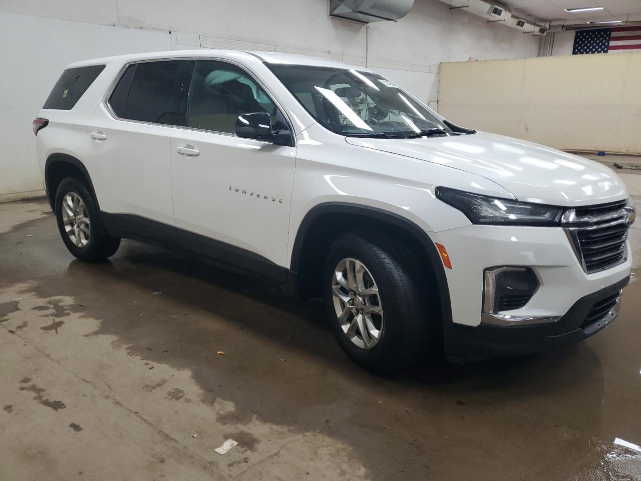 CHEVROLET TRAVERSE LS