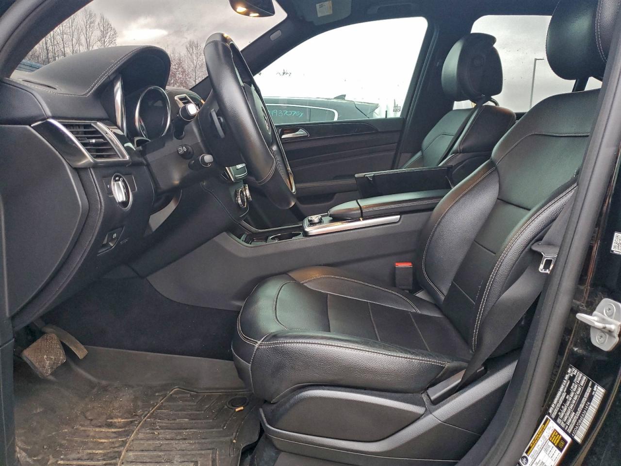 MERCEDES-BENZ M-CLASS 550 4MATIC