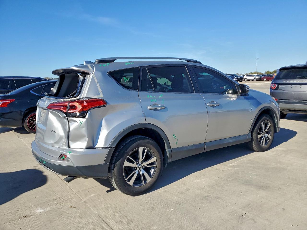 TOYOTA RAV4 XLE