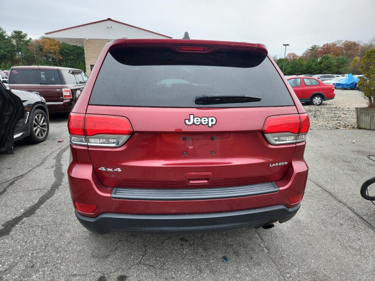 JEEP GRAND CHEROKEE LAREDO