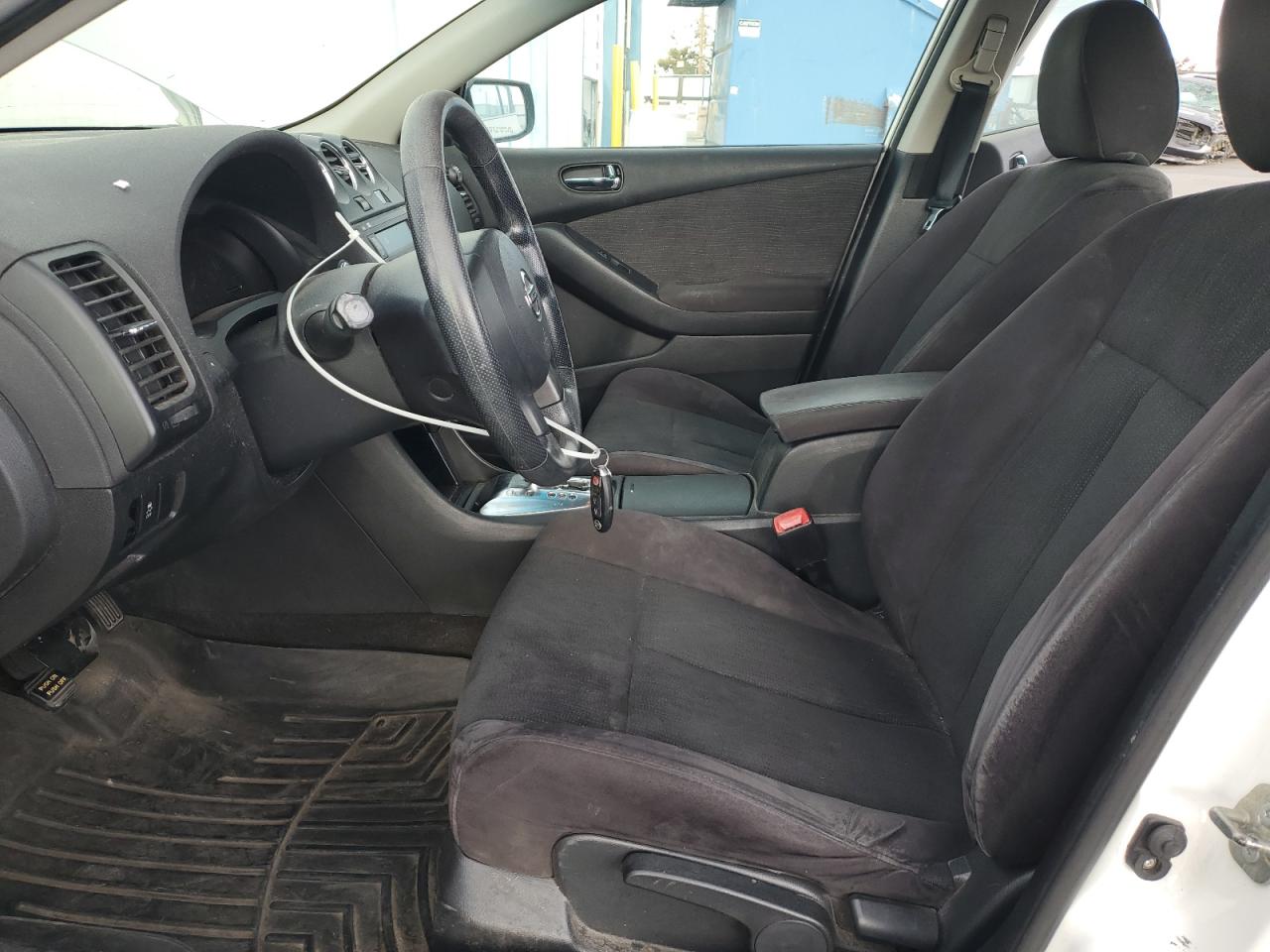 NISSAN ALTIMA BASE