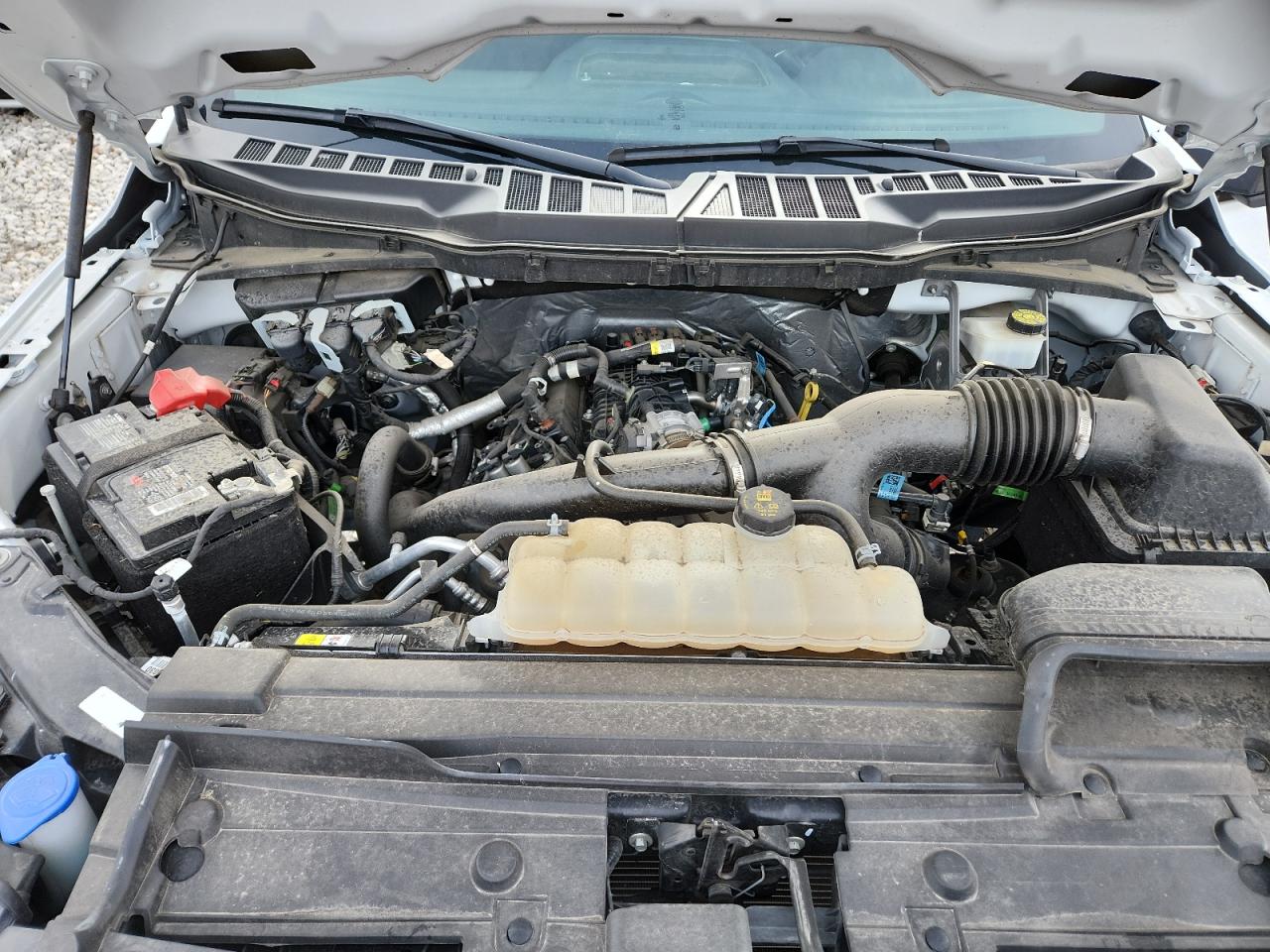 FORD F-150 SUPER CAB