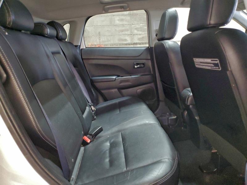 2016 MITSUBISHI OUTLANDER #3302658017