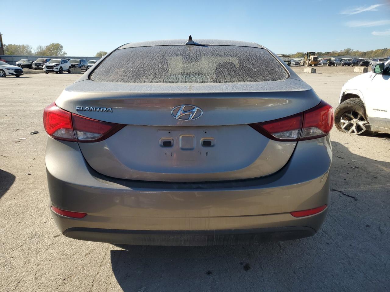 HYUNDAI ELANTRA SE