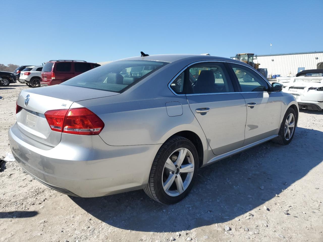 VOLKSWAGEN PASSAT SE