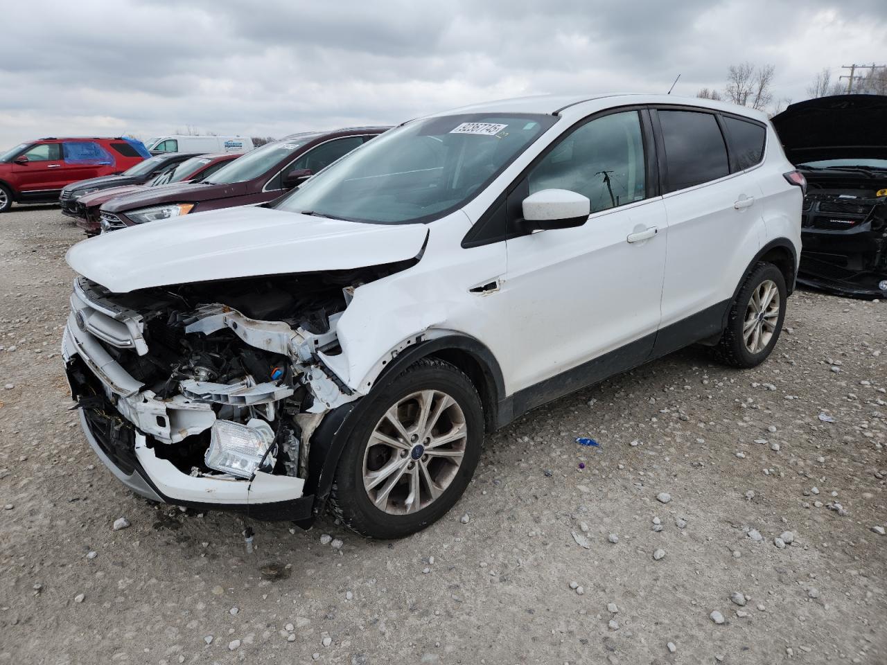 FORD ESCAPE SE
