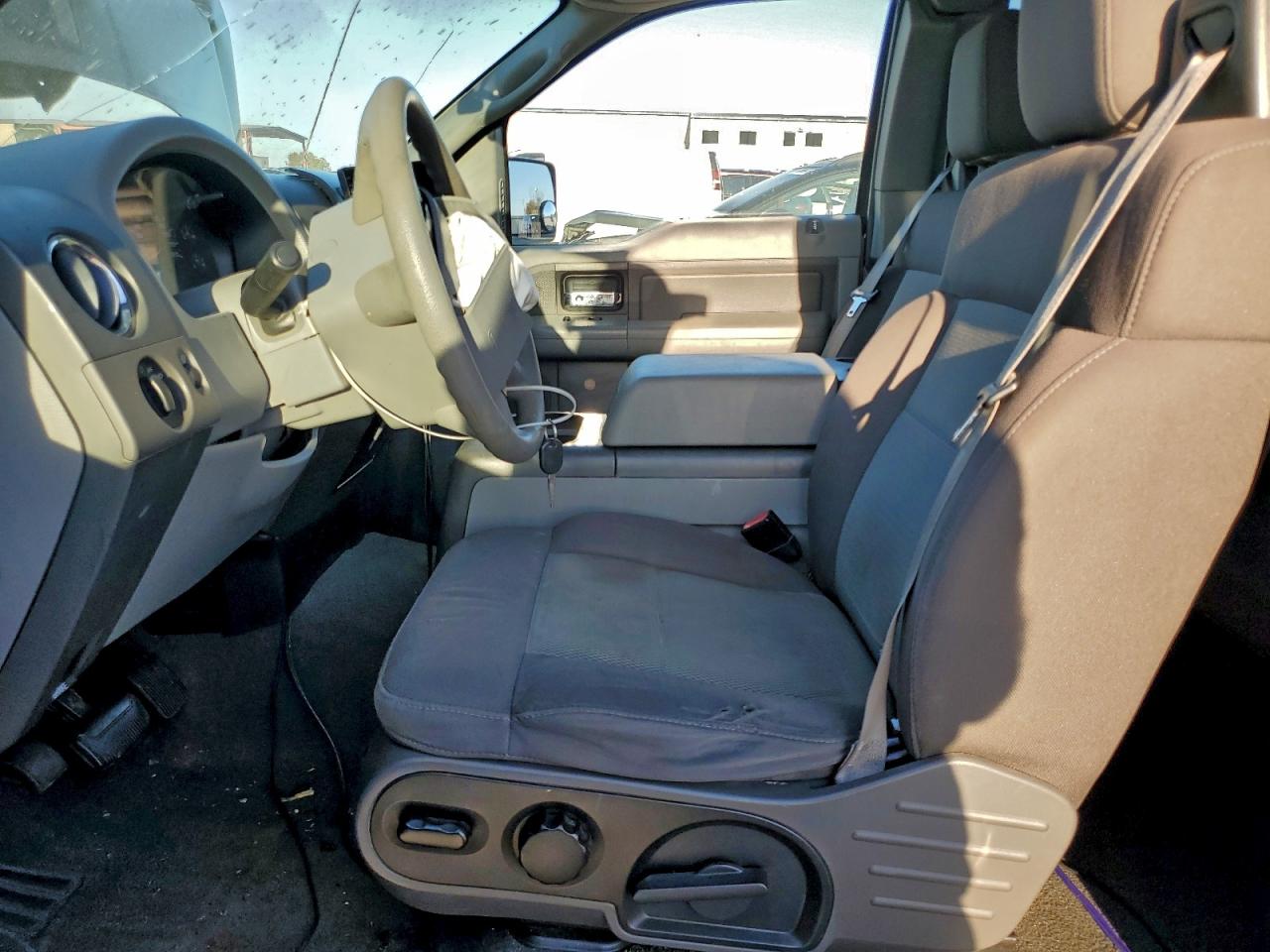 Lot #3311724273 2005 FORD F150