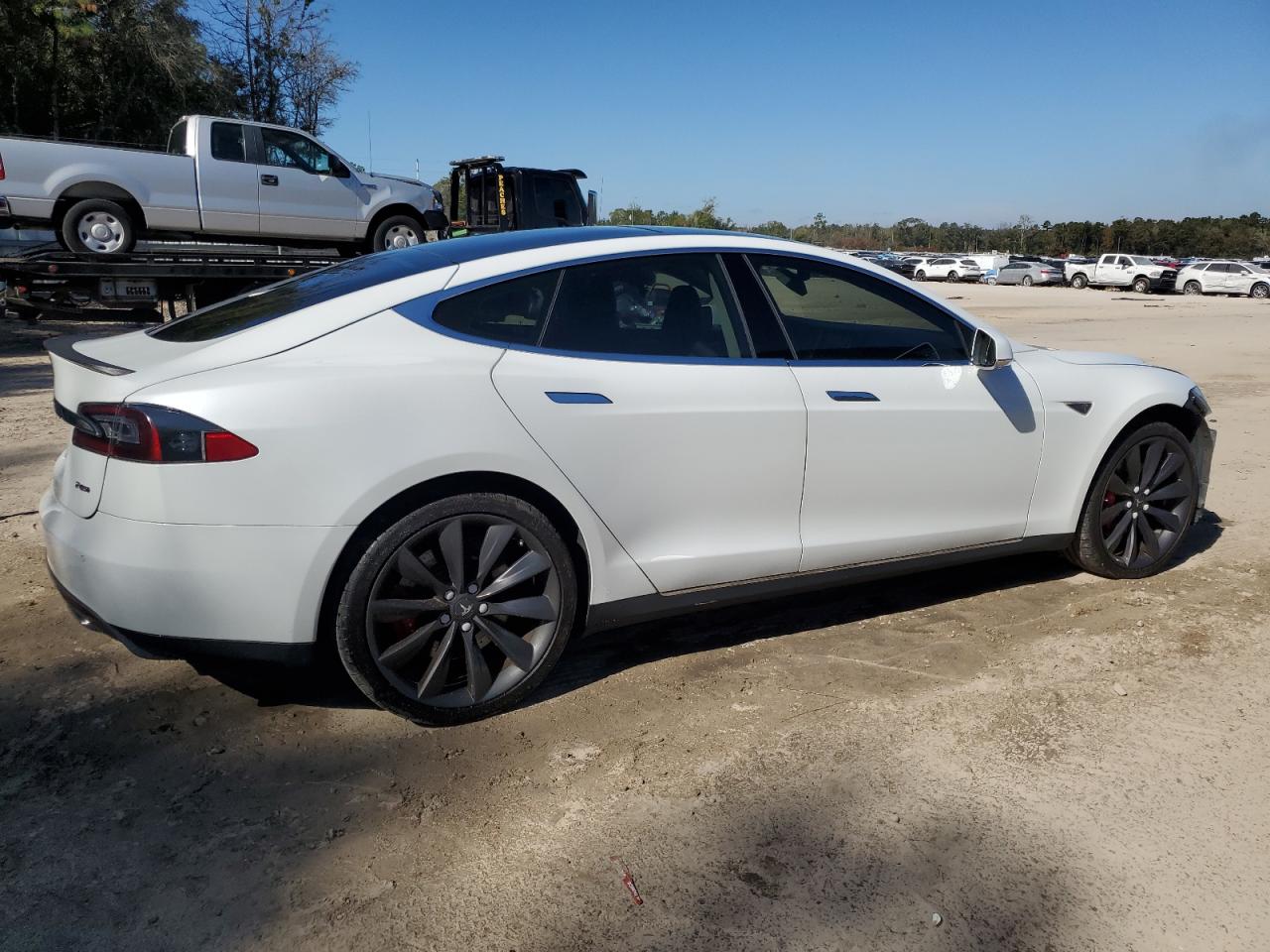TESLA MODEL S