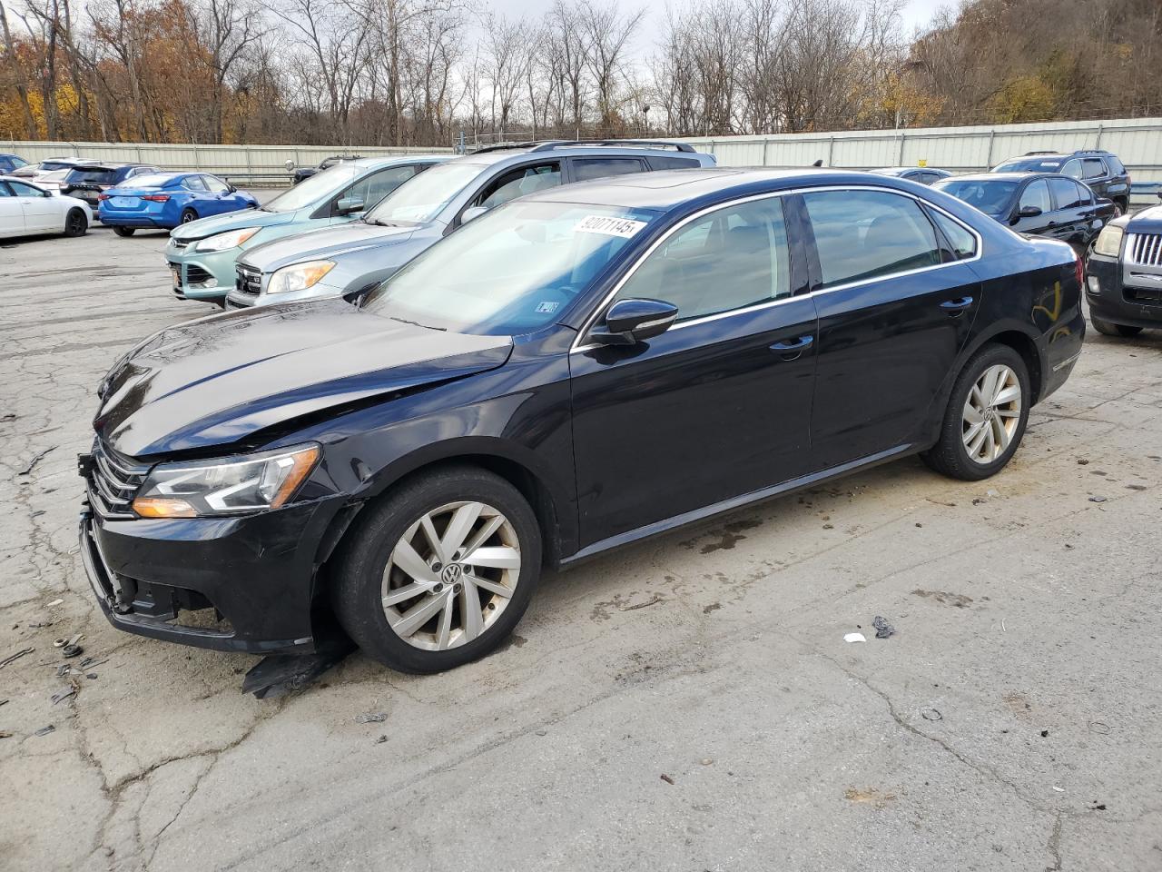 VOLKSWAGEN PASSAT SE