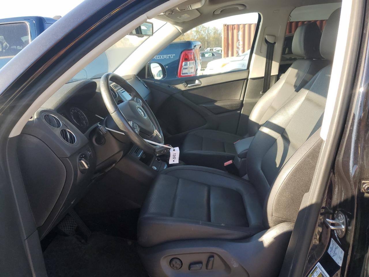 VOLKSWAGEN TIGUAN WOLFSBURG