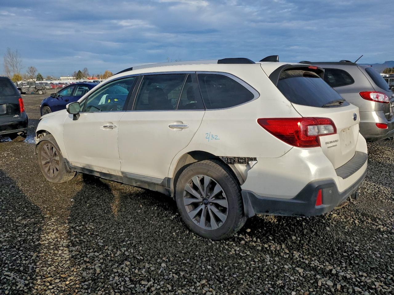 SUBARU OUTBACK TOURING