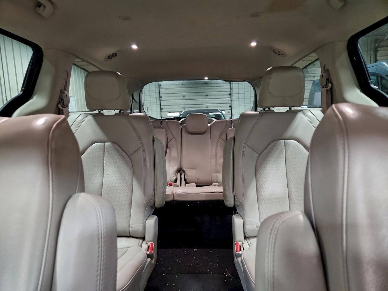 CHRYSLER VOYAGER LXI