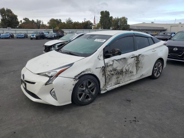 2018 TOYOTA PRIUS #3301933498