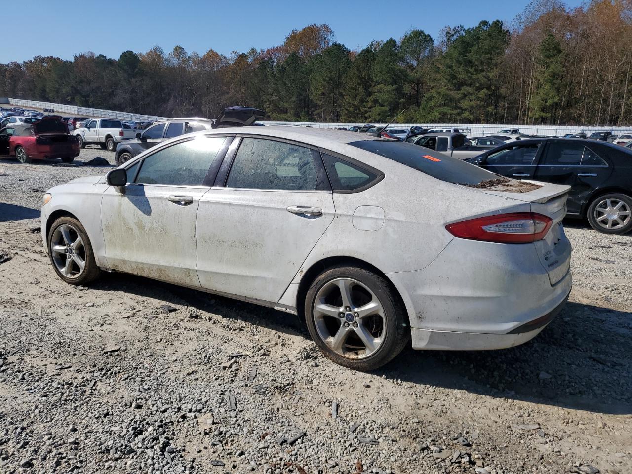 FORD FUSION SE