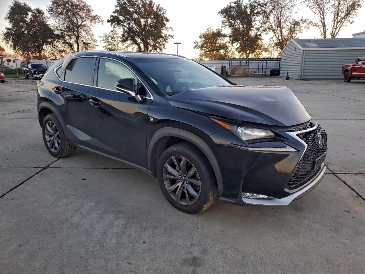 LEXUS NX 200T BASE