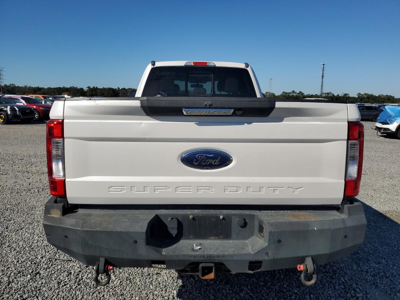 FORD F-250 SUPER DUTY